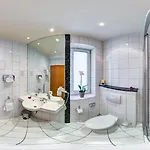 Graf Lehndorff Zur Messe 호텔 3*