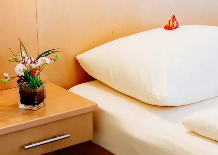Hotel Graf Lehndorff 3*