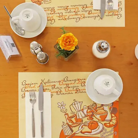 Graf Lehndorff Zur Messe Hotell München