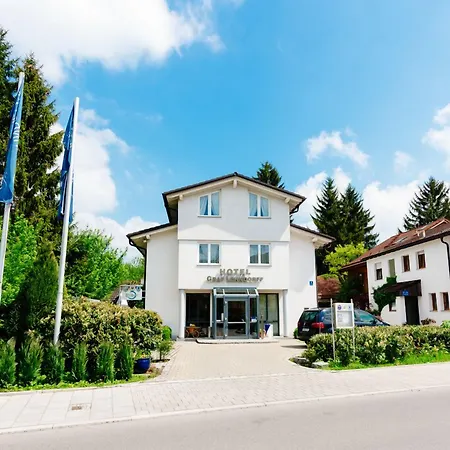 Graf Lehndorff Zur Messe 3*