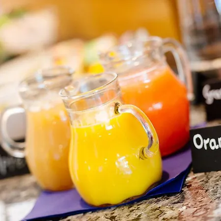 Hotell Graf Lehndorff Zur Messe 3*