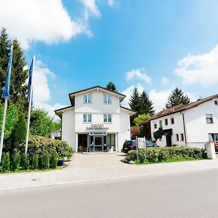 Graf Lehndorff Zur Messe Szálloda