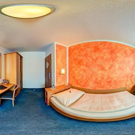 Graf Lehndorff Zur Messe Hotell München