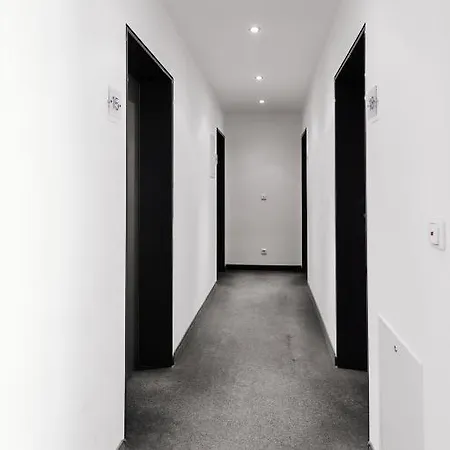 Hotell Graf Lehndorff Zur Messe 3*