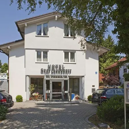 Graf Lehndorff Munich